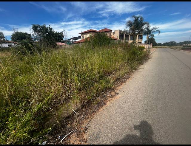 805M² VACANT LAND FOR SALE IN SERALA VIEW